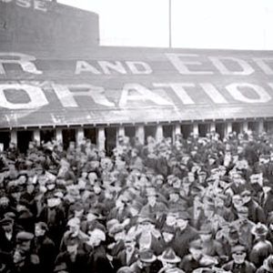 1591296757666Seattle_General_Strike_1919_Participants_Leaving_Shipyard